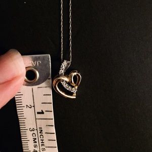 Jared diamond heart, 14K yellow gold necklace !!